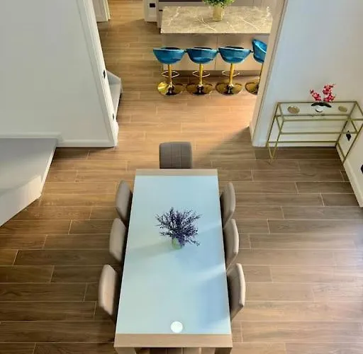 Apt. Virgo - Oasi Di Διαμέρισμα Μενάτζιο