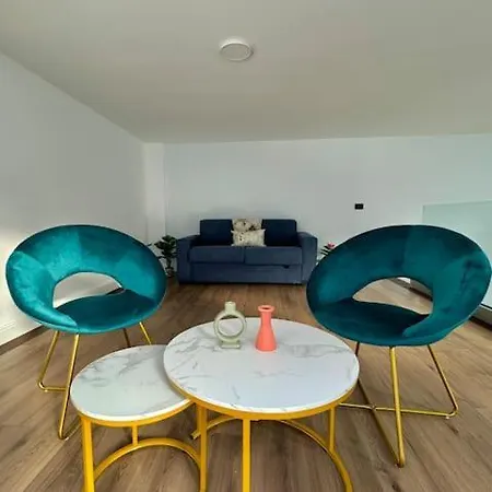 아파트 Apt. Virgo - Oasi Di 메나지오