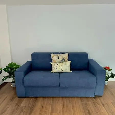 Apt. Virgo - Oasi Di * 메나지오