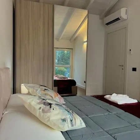 Apt. Virgo - Oasi Di * 메나지오